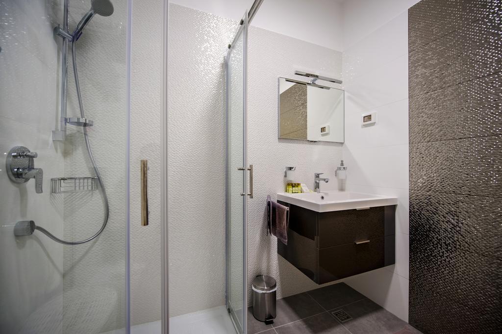 Sunset Luxury Apartment Ровинь Экстерьер фото